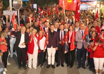 BODRUM KIRMIZI BEYAZ