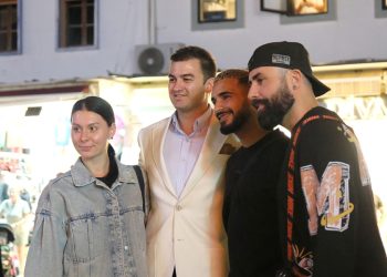 Başkan Mandalinci Saha Ziyaretleri ve Esnaf Buluşmalarına Devam Ediyor