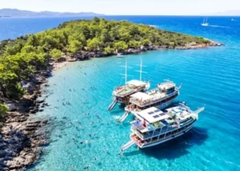 Skandal turizm trendi! Türkiye sahillerinde gizlice çekip internette yayınlıyorlar
