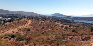 Bodrum’un ortasında toptan satamadılar, parça parça satışa yöneldiler