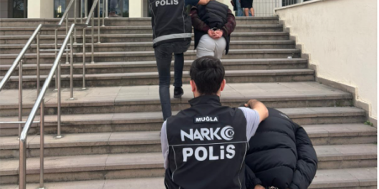 Bodrum’da otel odasında uyuşturucu operasyonu: 2 kişi tutuklandı