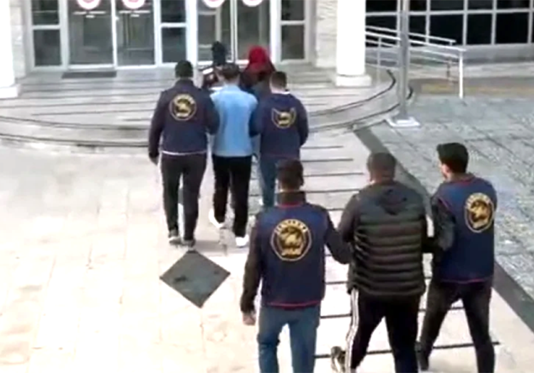 Telefonla dolandırıcılığa 5 tutuklama