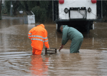 Belediye Ekipleri Şiddetli Yağışa Karşı Sahada Yoğun Mesai Yapıyor