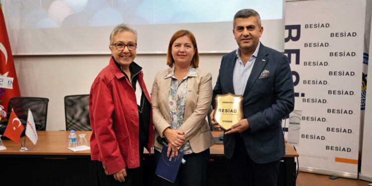 BESİAD’ın üye buluşmasında Nazan Arısoy konuk oldu