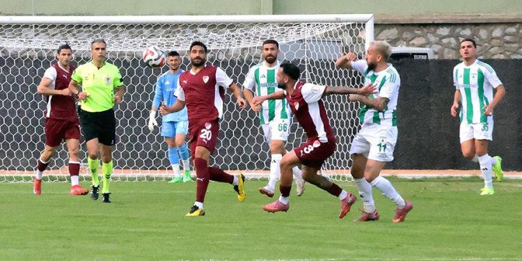 Muğlaspor Evinde 2 Golle 3 Puanı Kaptı