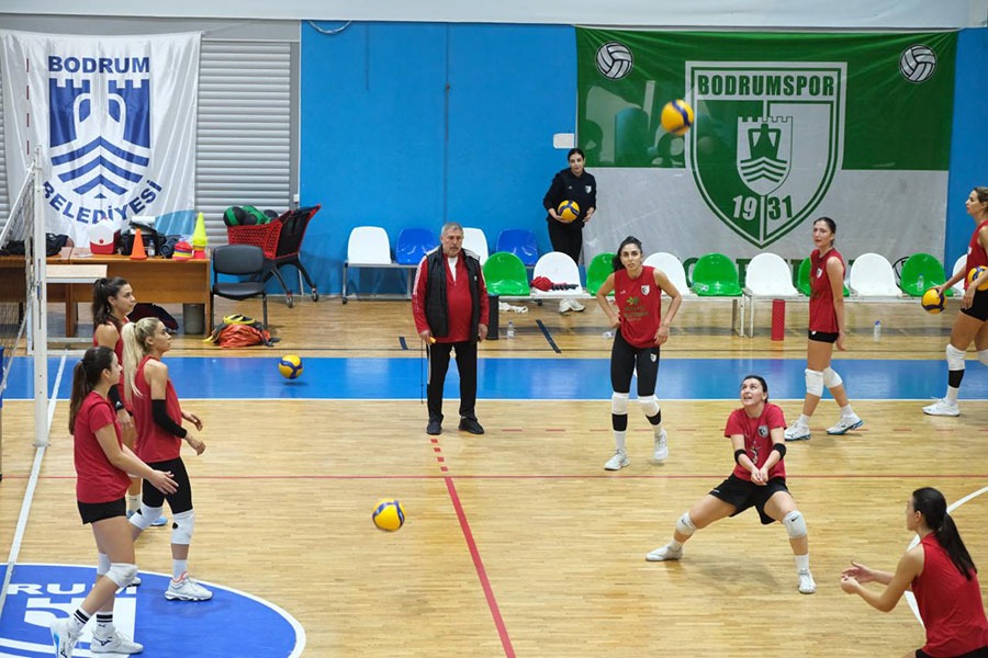 Bodrum’un İncileri Vakıfbank Maçına Hazırlanıyor