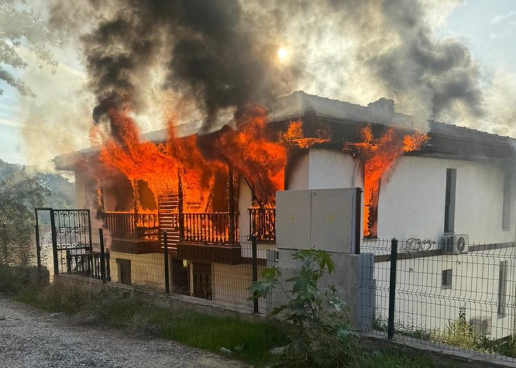 Remzi Kazmaz Silivri’de Ekrem İmamoğlu’nu ziyaret etti