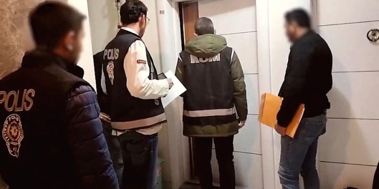 Muğla Dahil 41 İlde Silah Kaçakçılığı Operasyonu: 135 Şüpheli Yakalandı