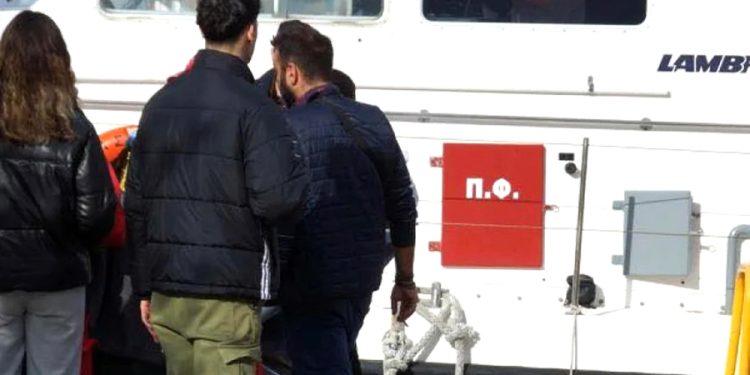 Kos adasında mahkeme, iki Türk gencine tarihi ceza verdi