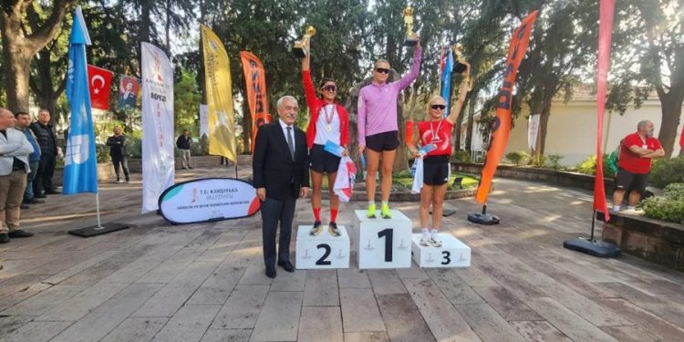 Ata’dan Ana’ya koşusunda Bodrumlu atletlerden 6 kupa