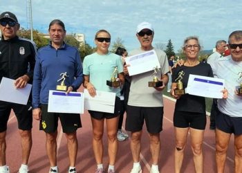 Bodrumlu atletler dün İzmir’de bugün Muğla’da Ata’ya Saygı koşusunda 12 kupa kazandı