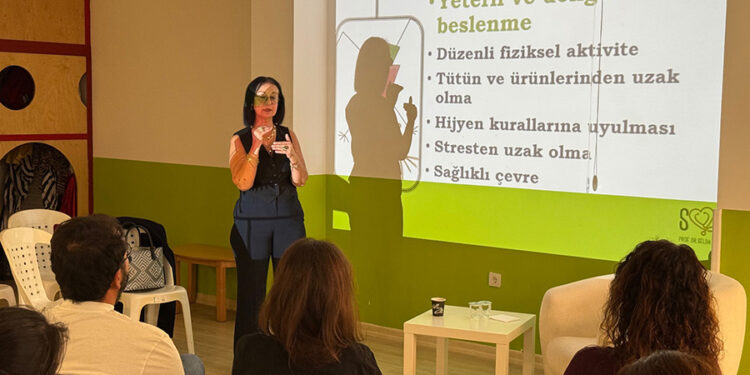 Muğla’da otobüs ile minibüs çarpıştı: 2 yaralı