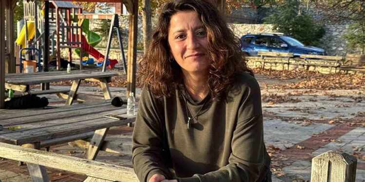 Metin Akpınar’ın biyolojik kızı olduğu iddia edilen Duygu Nebioğlu “Dava bittiğinde susturulmuş çocukların da sesi olacağım”