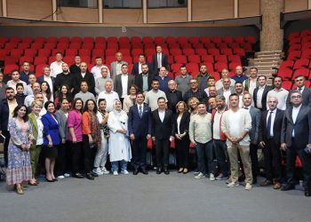 Başkan Aras ve Başkan Mandalinci Muhtarlarla Bir Araya Geldi