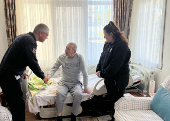 Belediyeden 385 Haneye Moral Ziyareti