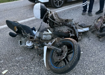 Bodrum’da iki motosikletli kafa kafaya çarpıştı iki ağır yaralı