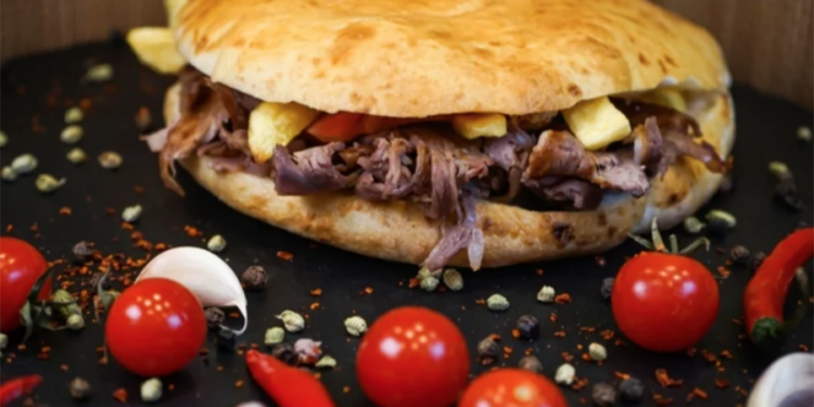 Dünyanın en iyi sandviçi Tombik Döner oldu