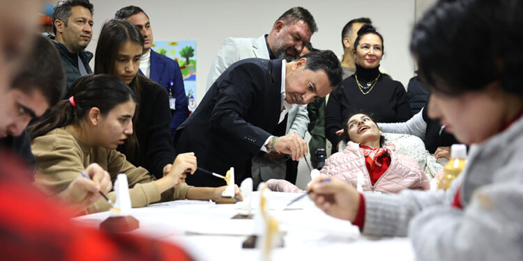 Engeller Muğla’da Sevgi ve Hizmetlerle Aşılıyor