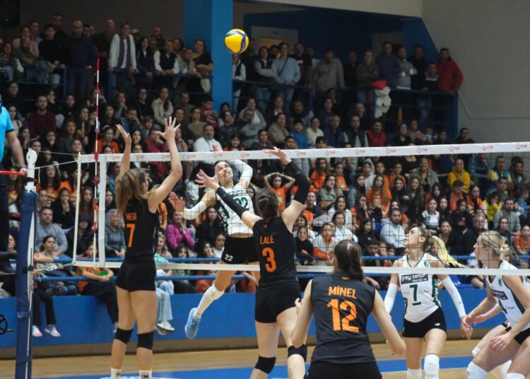 BODRUM’UN İNCİLERİ ECZACIBAŞI İLE KARŞILAŞTI