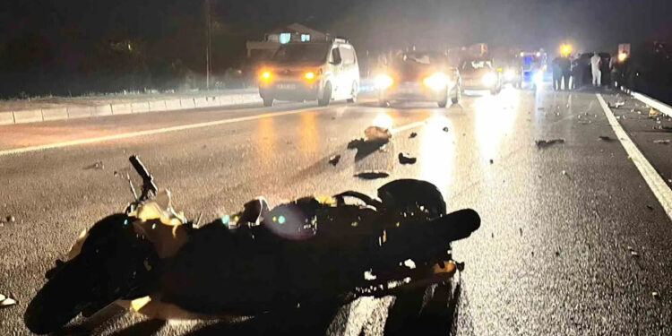 Fethiye’de hafif ticari araç, elektrikli bisiklete çarptı: 1 ölü