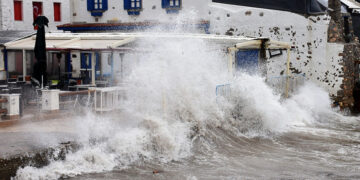 Yeni Yıl Sağanak Yağışla Geliyor: Ocak Ayı Boyunca Yağışlı Hava Etkili Olacak!