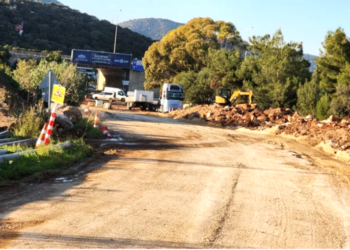 Torba–Kızılağaç Yolu Su Hattı Çalışmaları Nedeniyle Trafiğe Kapatıldı