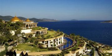 Bodrum’da mühürlenen ve Holywood yıldızının açılışını yaptığı  davalık otelin yeniden ÇED süreci başlatıldı
