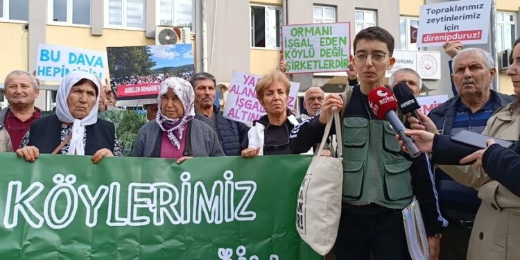 Milas İkizköy avukatlarından İpek Sarıca Kamulaştırma ile ilgili akşam saatlerinde basın açıklaması yaptı