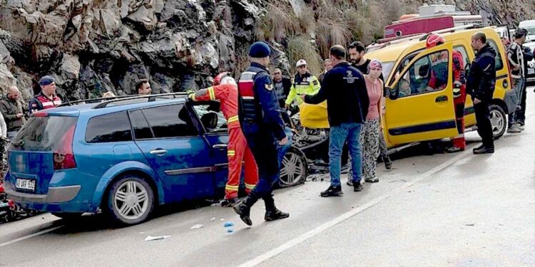 Fethiye’deki kazada 3 yaşındaki çocuk ve babaannesi hayatını kaybetti
