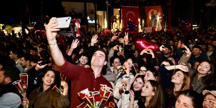 Bodrum’da 14 Şubat Sevgililer Günü Coşkusu