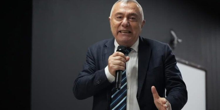 KAZMAZ: “ YAŞAM ALANLARI KORUNMALI”