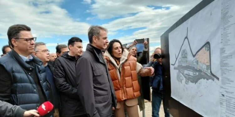 Yunan Başbakan Türkiye sınırında konuştu