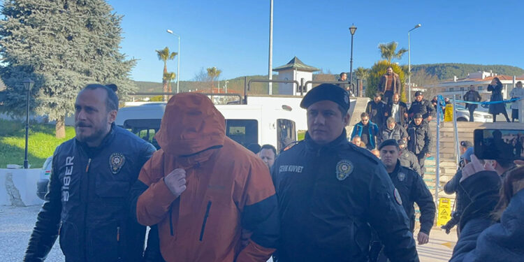 Sakar Altı Sakar Üstü Operasyonunda 8 Şüpheli Adliyeye Sevk Edildi