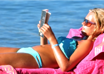 Onbinlerce kişi Türkiye tatillerini apar topar iptal etti