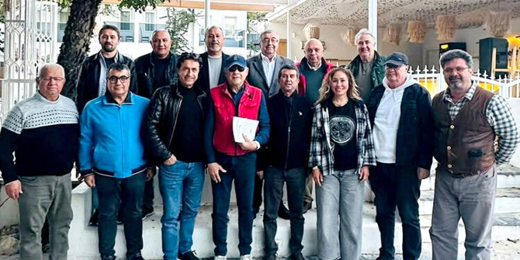 Sabahattin Duman ve Serdar Karcılıoğlu BOYD’un 25. Yılını İki Pasta ile Kutladı