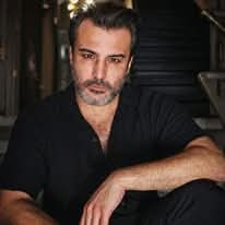 Ünlü Sanatçı Rıza Tamer Bodrum’da Hayatını Kaybetti