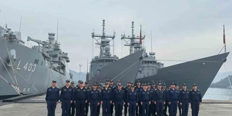 Marmaris Aksaz’da Uçak Gemisi Hazırlığı