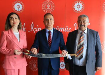 Alevi İnanç Önderleri ve Cemevi Başkanları Vali Akbıyık ile Bir Araya Geldi