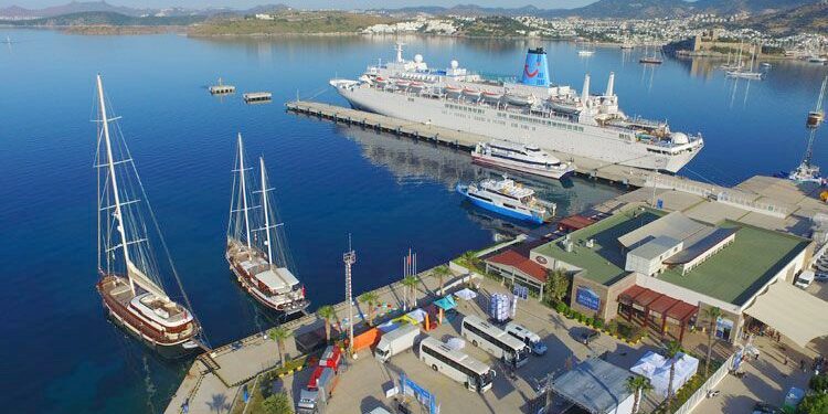 Kumbahçe Feribot İskelesi Projesi Deniz Çayırları İçin Felaket Olabilir!