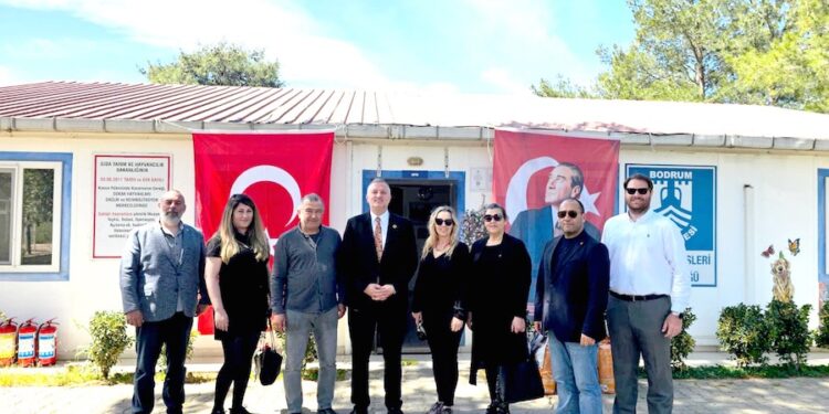 MHP Bodrum İlçe Yönetiminden Bakımevine Ziyaret