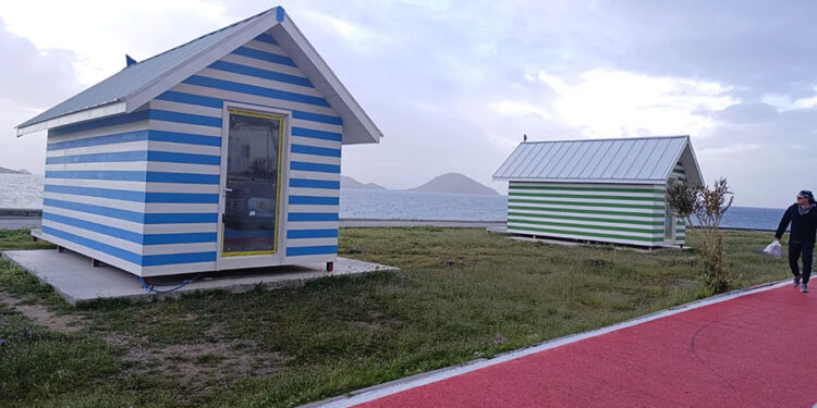 Turgutreis Sahiline Modern Büfeler Kuruldu, Hedef Tüm Bodrum