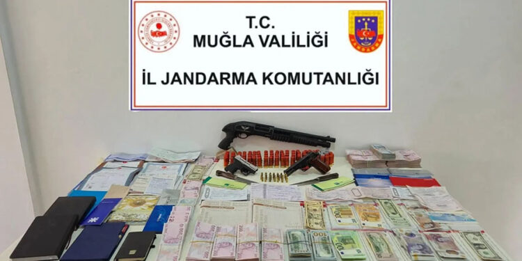 Muğla’da Kaçakçılık Operasyonu: 14 Gözaltı, 4 Tutuklama