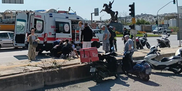 Bodrumlu Mehmet Yavuz Vural İstanbul’da Yol Koşusunda Kürsüye Çıktı