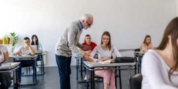 Uzmanlar açıkladı: Bu meslekler demans riskini azaltıyor