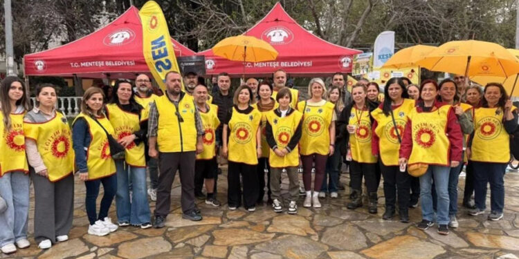 EĞİTİM SEN MUĞLA ŞUBESİ’NDEN “ ŞİDDETE KARŞI YAŞAM NÖBETİ”