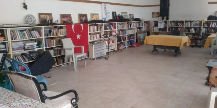 AKDER BİNASINI BELEDİYE BOŞALTMAK İSTİYOR TEPKİLER ARTIYOR