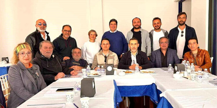 Dondurmam Gaymak 20 Yıl Sonra Geri Dönüyor!