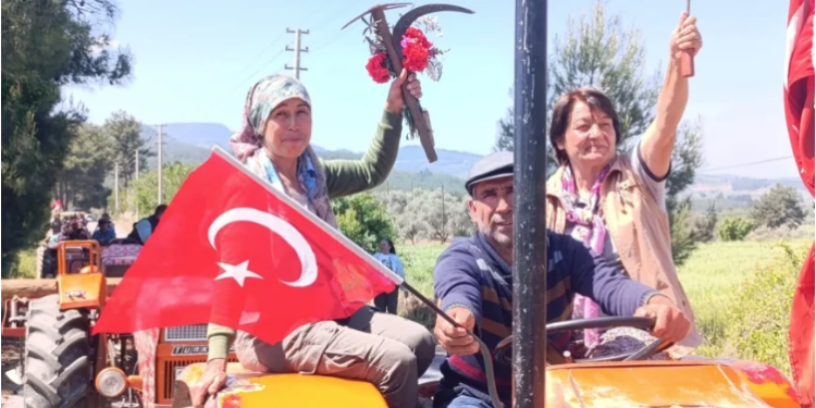 DANIŞTAY ACELE KAMULAŞTIRMAYI DURDURDU.İKİZKÖY AKBELEN KÖYLÜLERİ KAZANDI