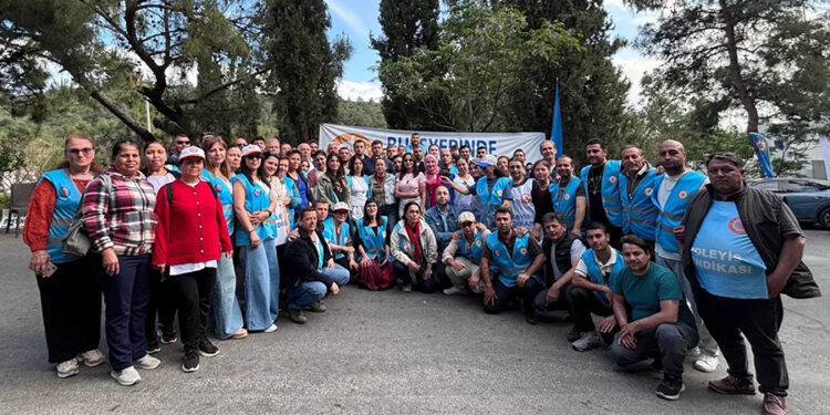 Muğla’nın Sembolü Tarihi Saat Kulesi Kararıyor