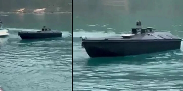 Patlayıcı yüklü insansız deniz aracı bulundu